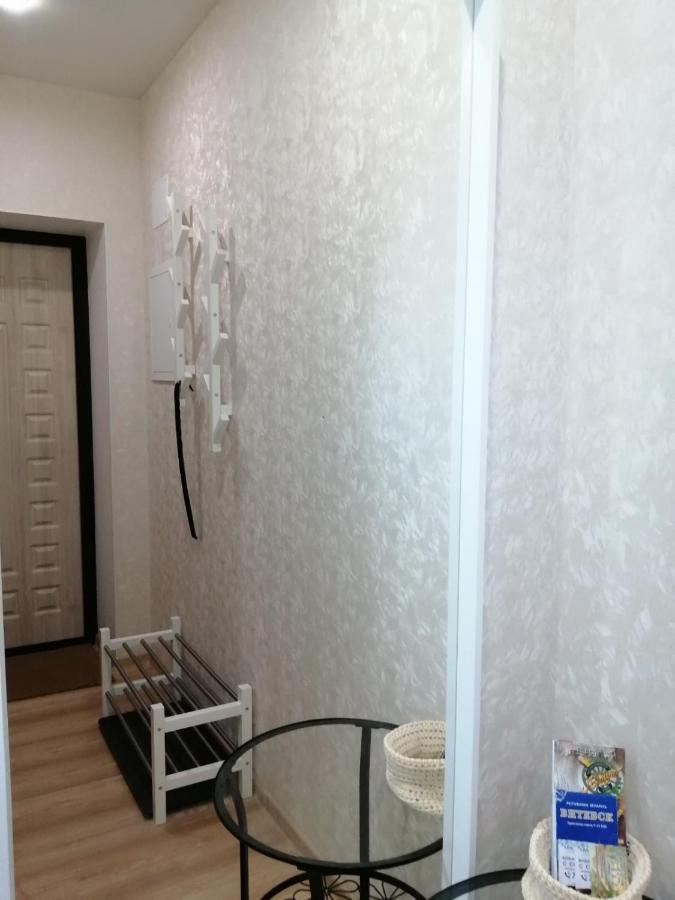 Apartment Bogdana Khmelnitskogo 7/13 วีเต็บส์ ภายนอก รูปภาพ